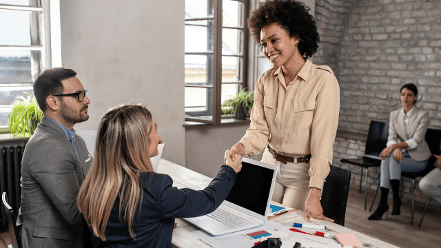 Entreprises : comment recruter sur le réseau ?